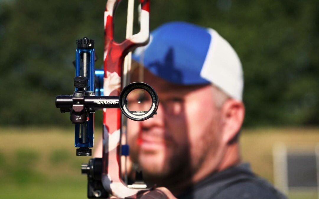How To Aim A Compound Bow (The Right Way)